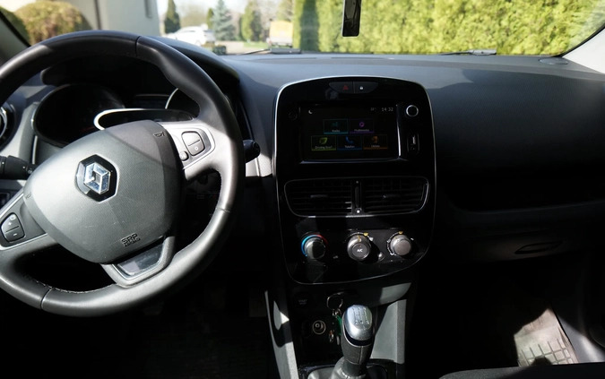 Renault Clio cena 36500 przebieg: 125000, rok produkcji 2019 z Kudowa-Zdrój małe 79